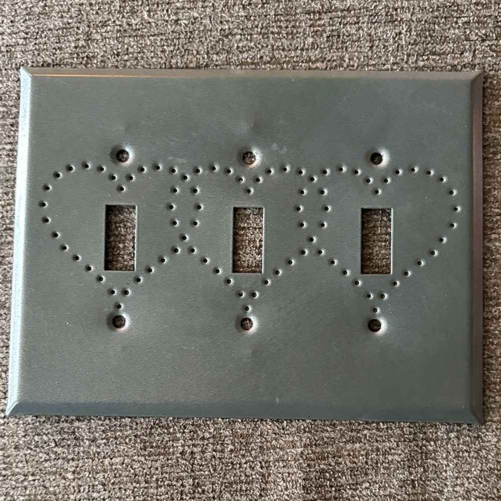 Elegant Heart Design Triple Switch Plate Cover